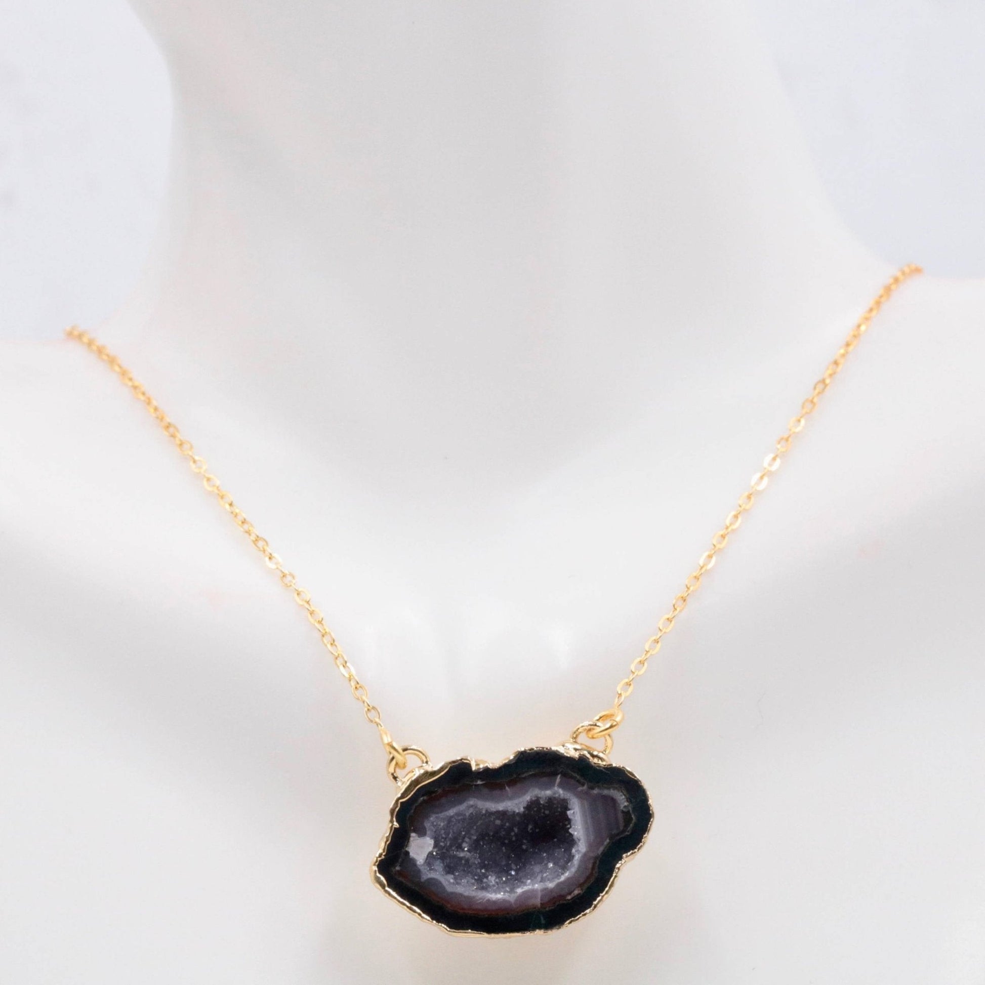18K Gold Plated Geode Agate Necklace - Taj Mahal Gems