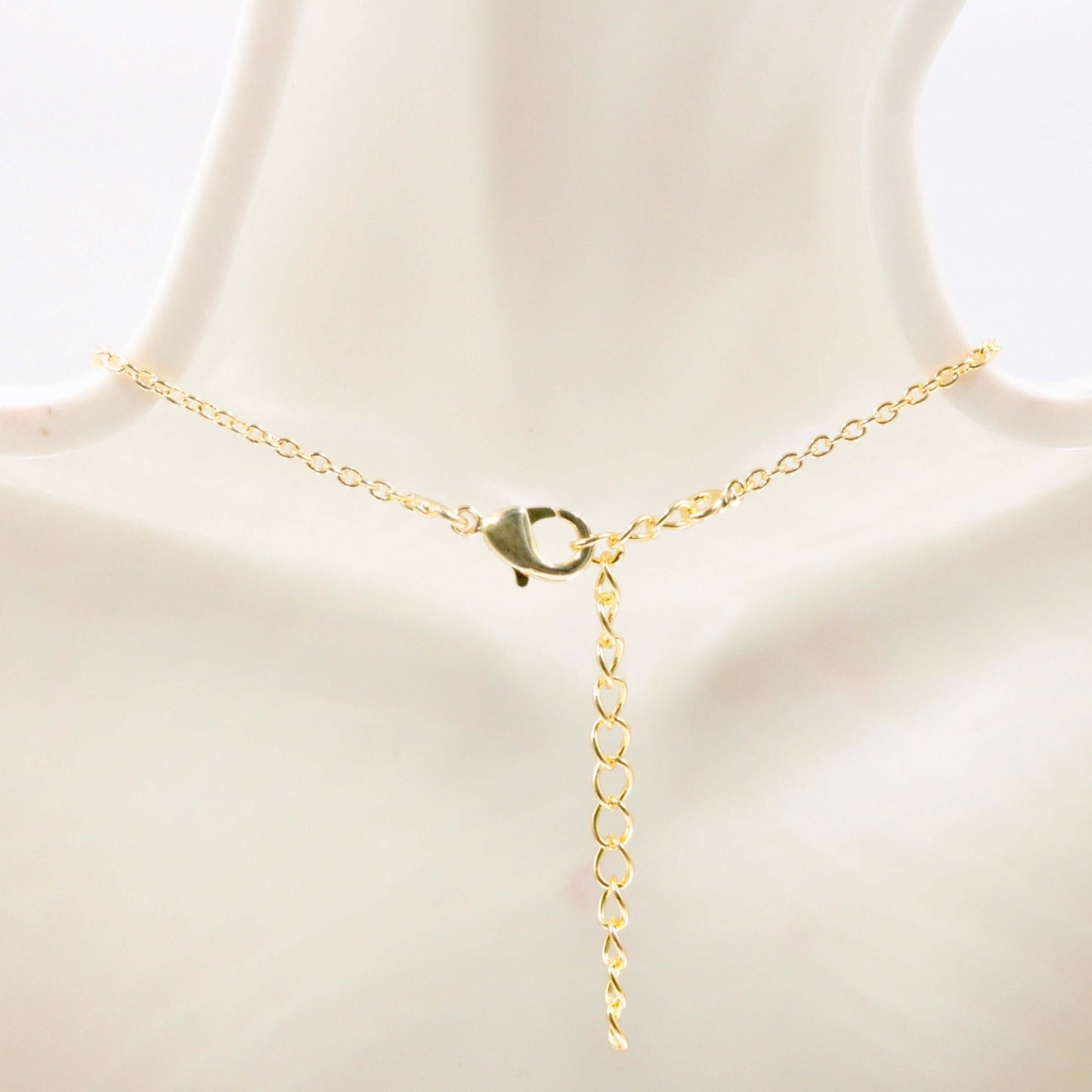 Single Color Natural Shape Gemstone with Chain Necklace - Taj Mahal Gems