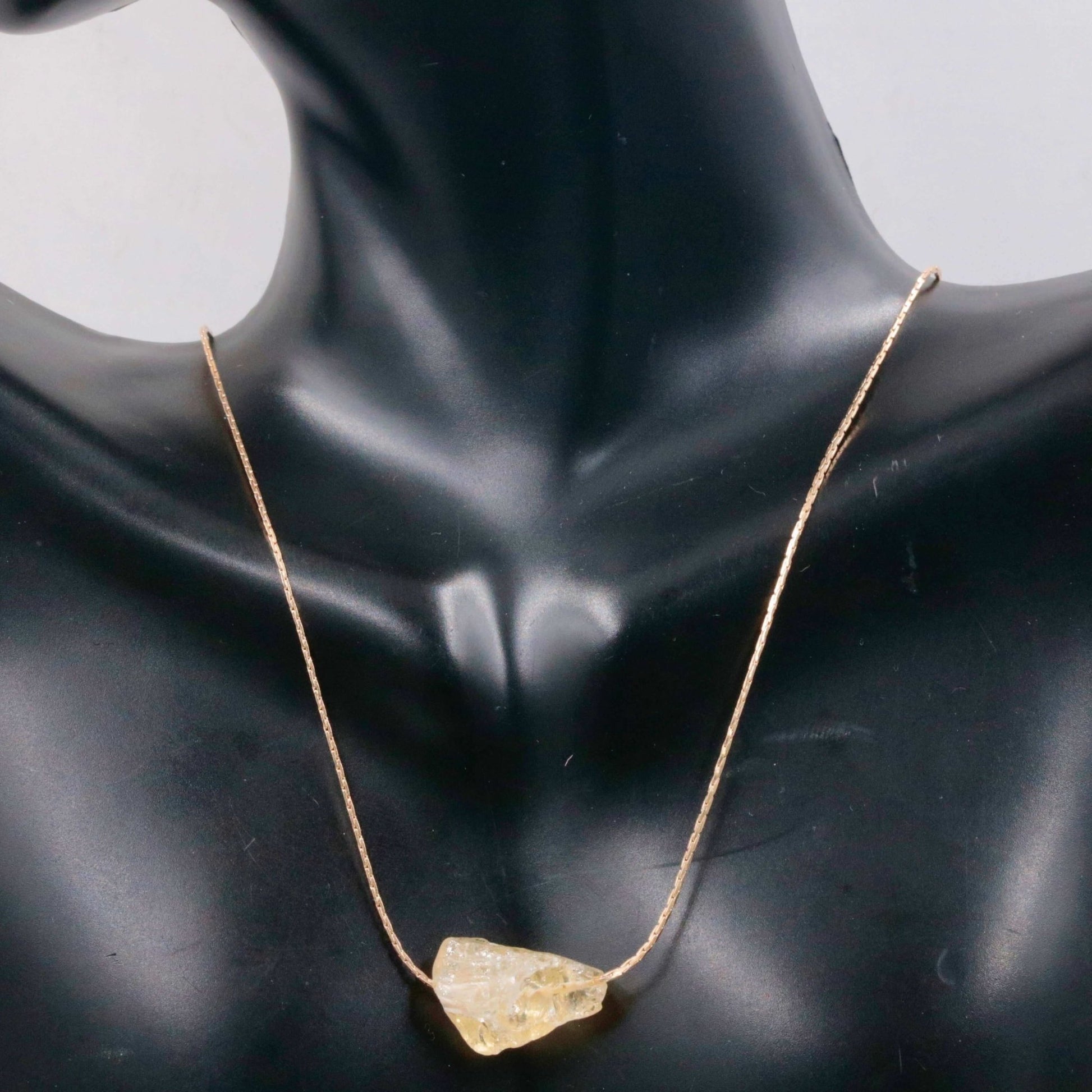Single Color Raw Crystal Necklace - Taj Mahal Gems