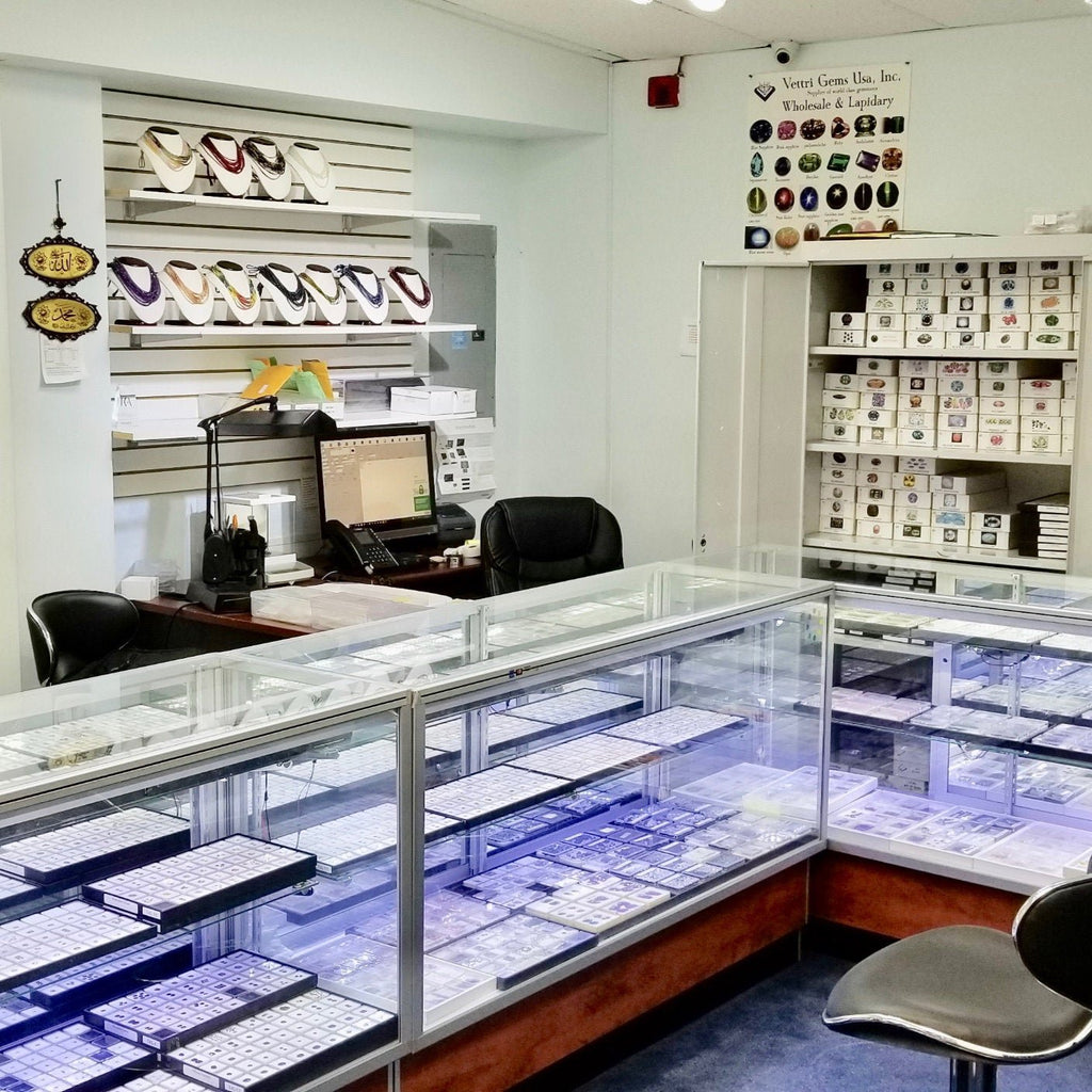 necklace store