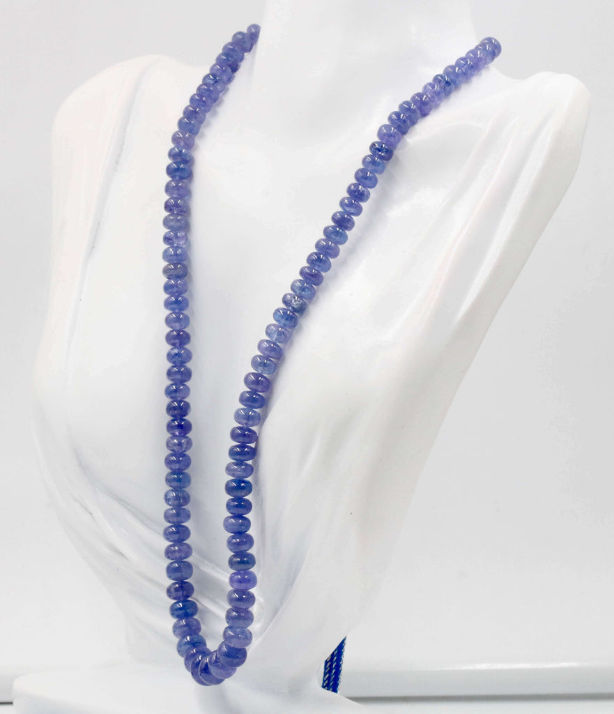 Tanzanite Beads Necklace: Elegant Gemstone Detail