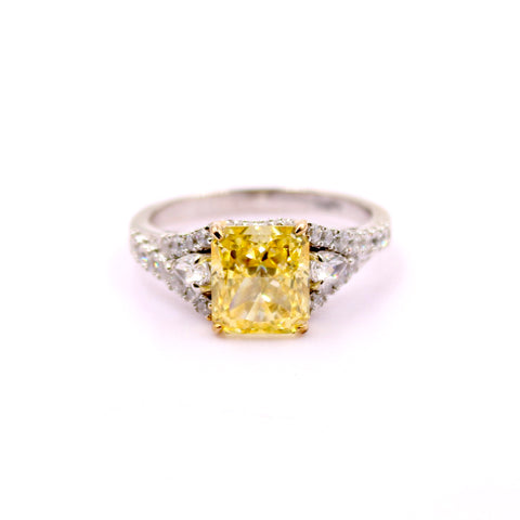 Yellow Cubic Zircon Ring
