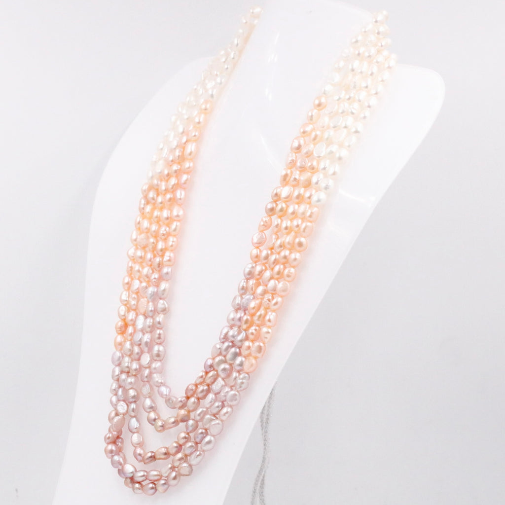 Elegant Indian-style necklace with cultured shaded pearls