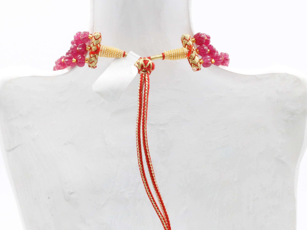 Sarafa Necklace: Stylish Red Quartz Accent