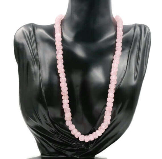 Quartz Stone Necklace: Stylish Natural Accent