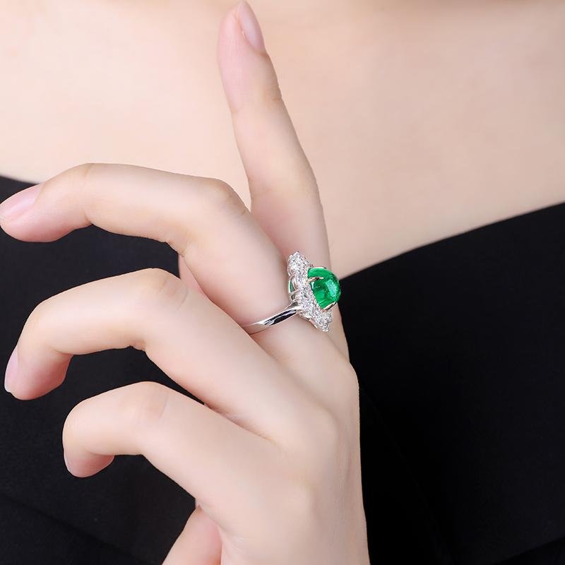 Luxury Cocktail Ring - Colombian Emerald Diamond - Taj Mahal Gems
