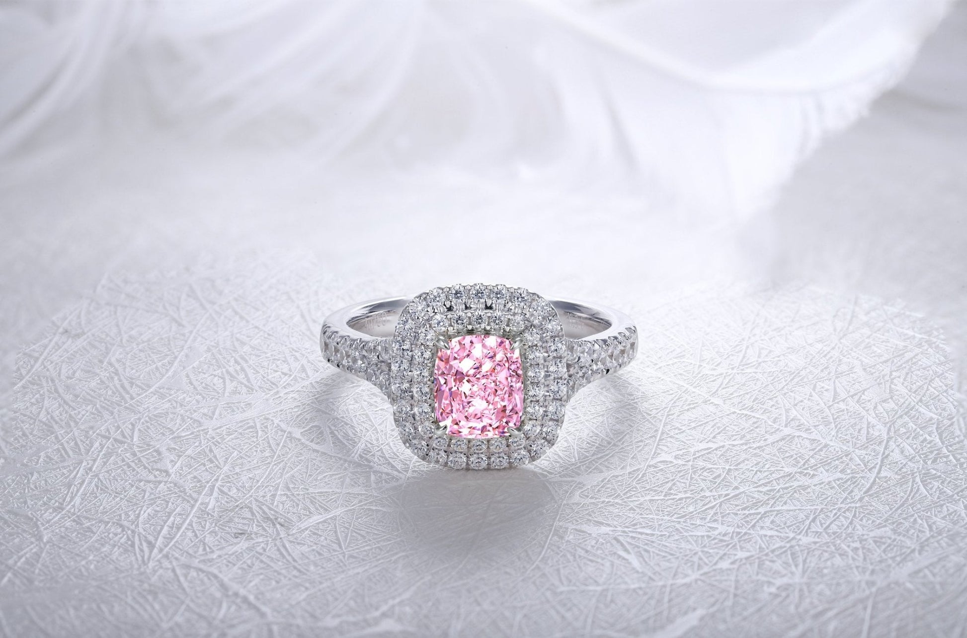 Luxury Halo Jewelems Diamond Ring - Taj Mahal Gems