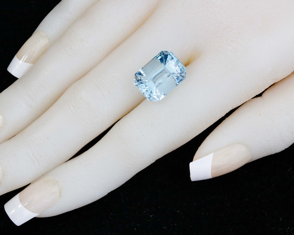 Natural Aquamarine Gemstone for Jewelry Designers