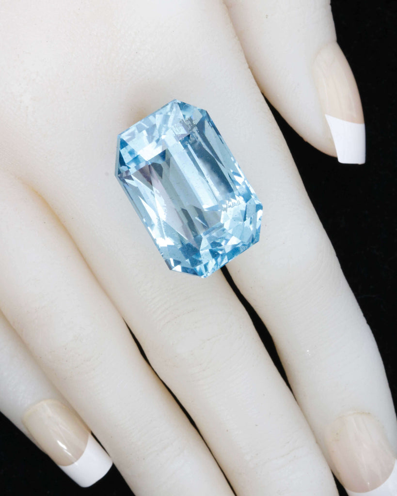 Handmade Jewelry: Natural Blue Aquamarine Gemstone