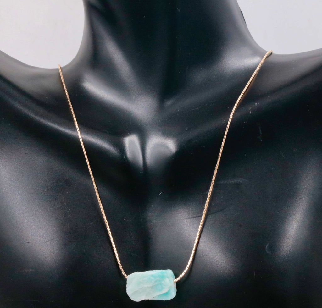 Healing Crystals Dainty Necklace: Natural Appeal