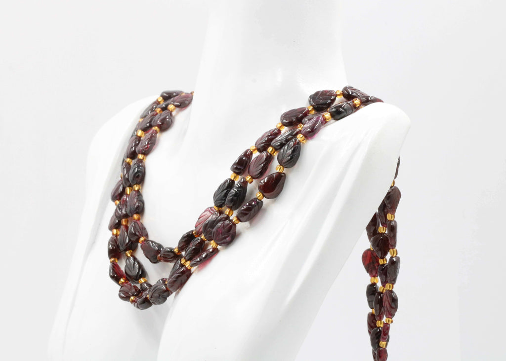 Indian Sarafa Necklace: Vibrant Gemstone Hues