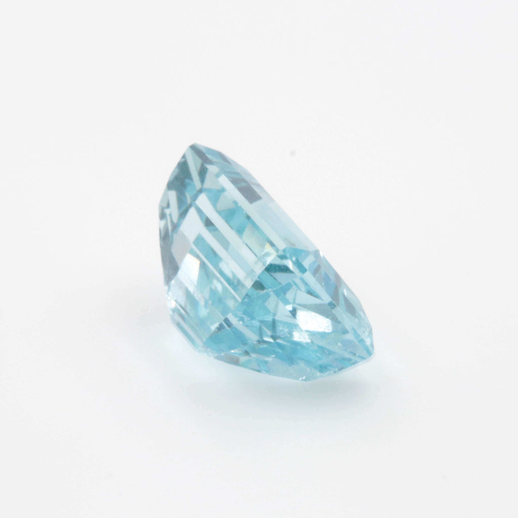 Perfect March Birthstone: Blue Aquamarine Gemstone