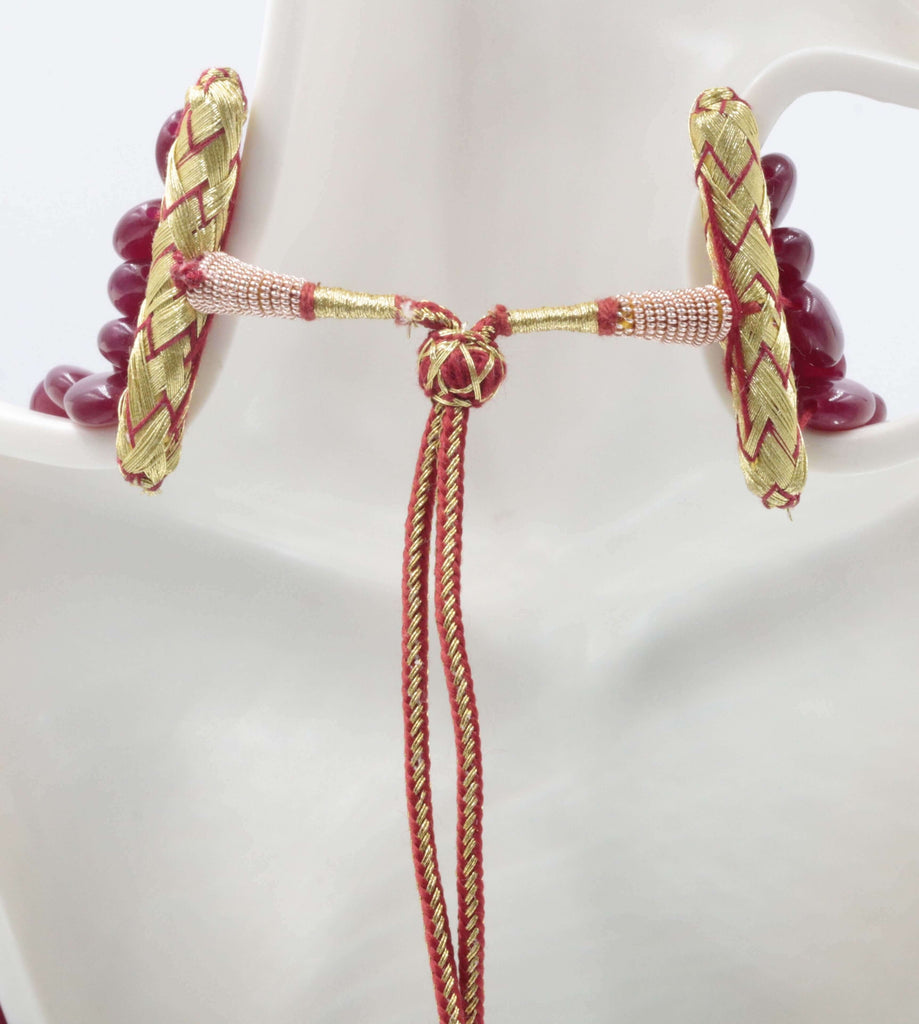 Natural Red Quartz Beaded Necklace: Elegant Design
