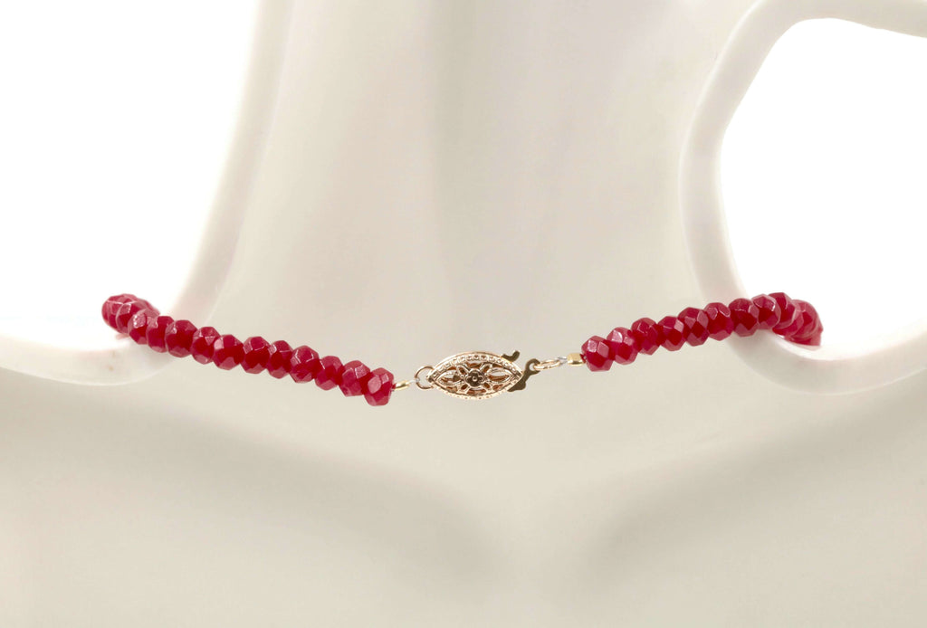 Natural Red Quartz Beads: Radiant Necklace Design