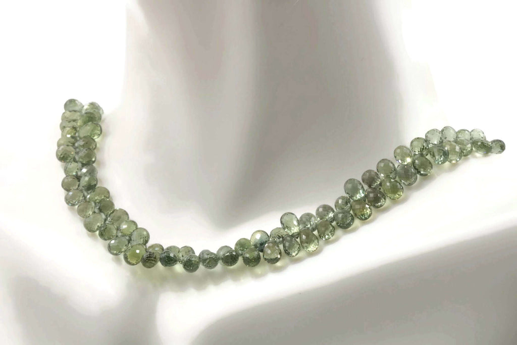 DIY Jewelry with Natural Green Sapphire Necklace Design
