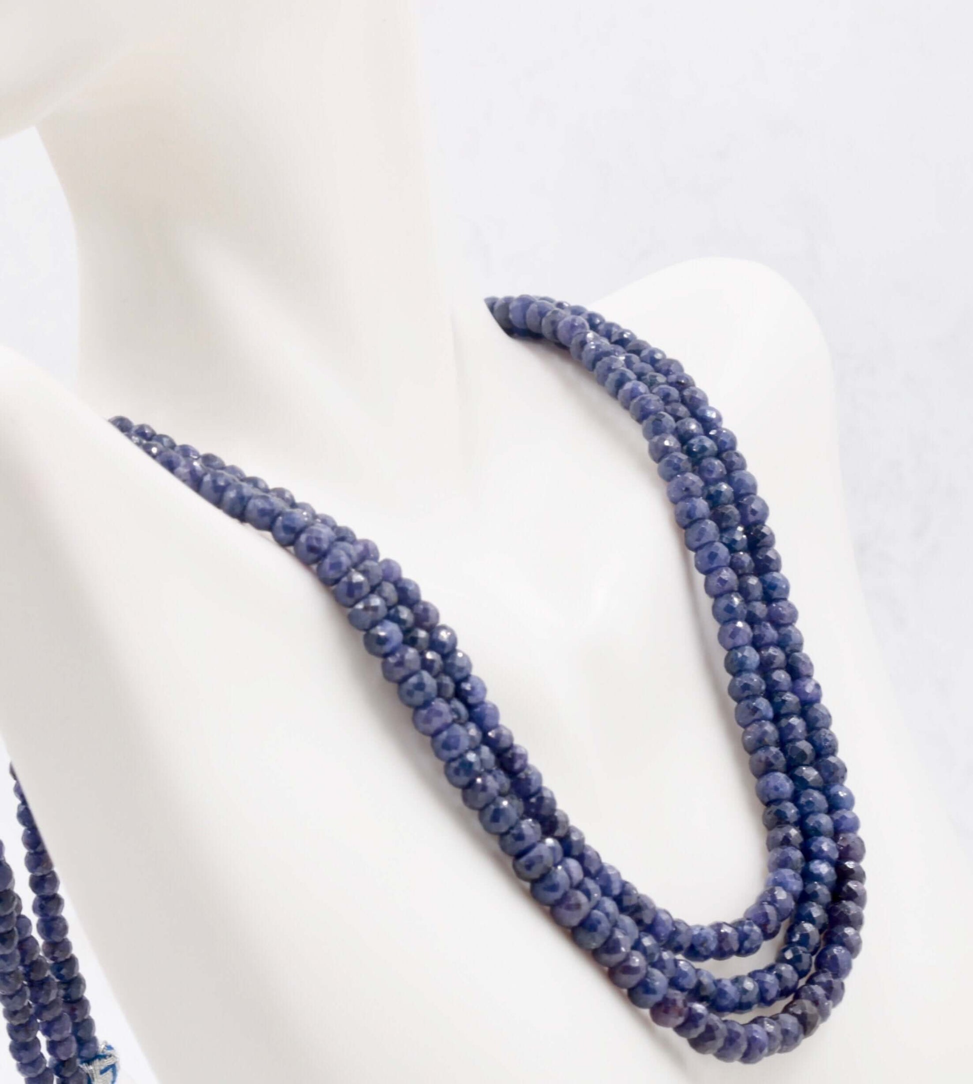 Sapphire Layering Necklace: Exquisite Gemstone Detail