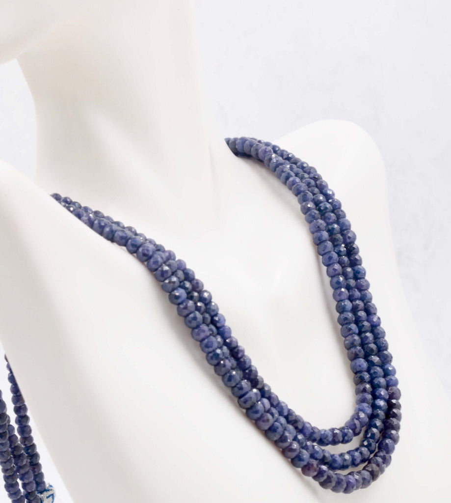 Sapphire Layering Necklace: Exquisite Gemstone Detail