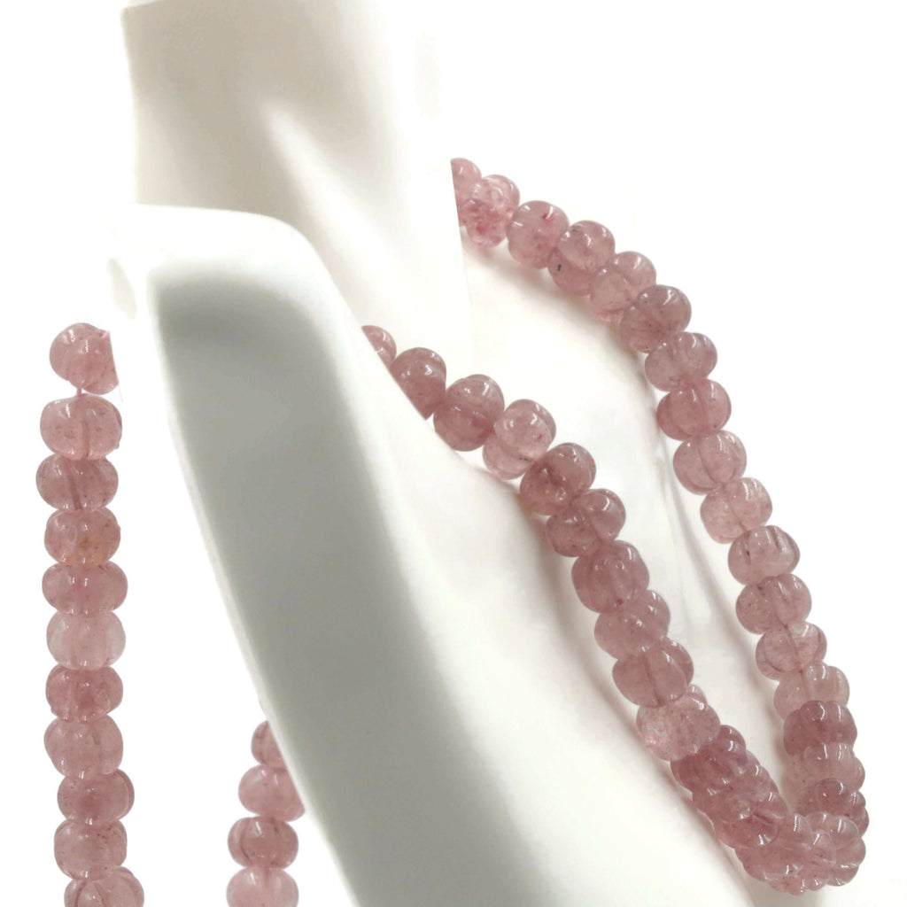 Natural Strawberry Quartz: Stylish Pink Gemstone Necklace